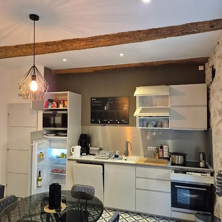 Maison Proche Du Centre Дом отдыха *