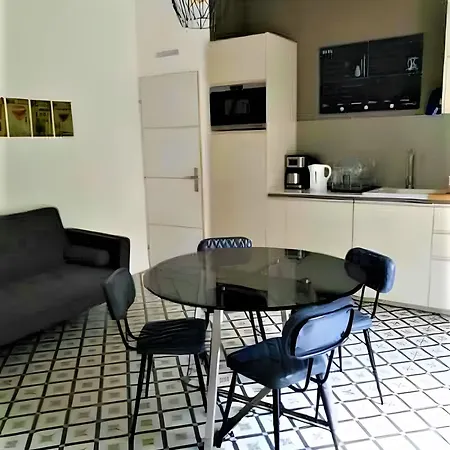 Maison Proche Du Centre בית נופש בזייה